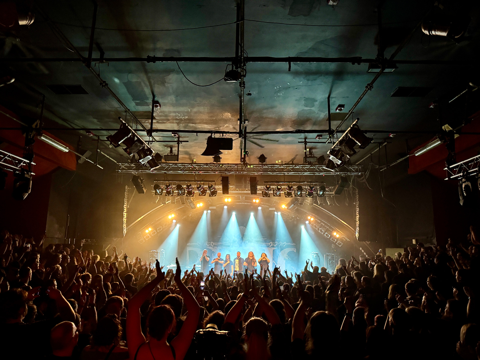 Bloodred Hourglass - Markthalle 2025