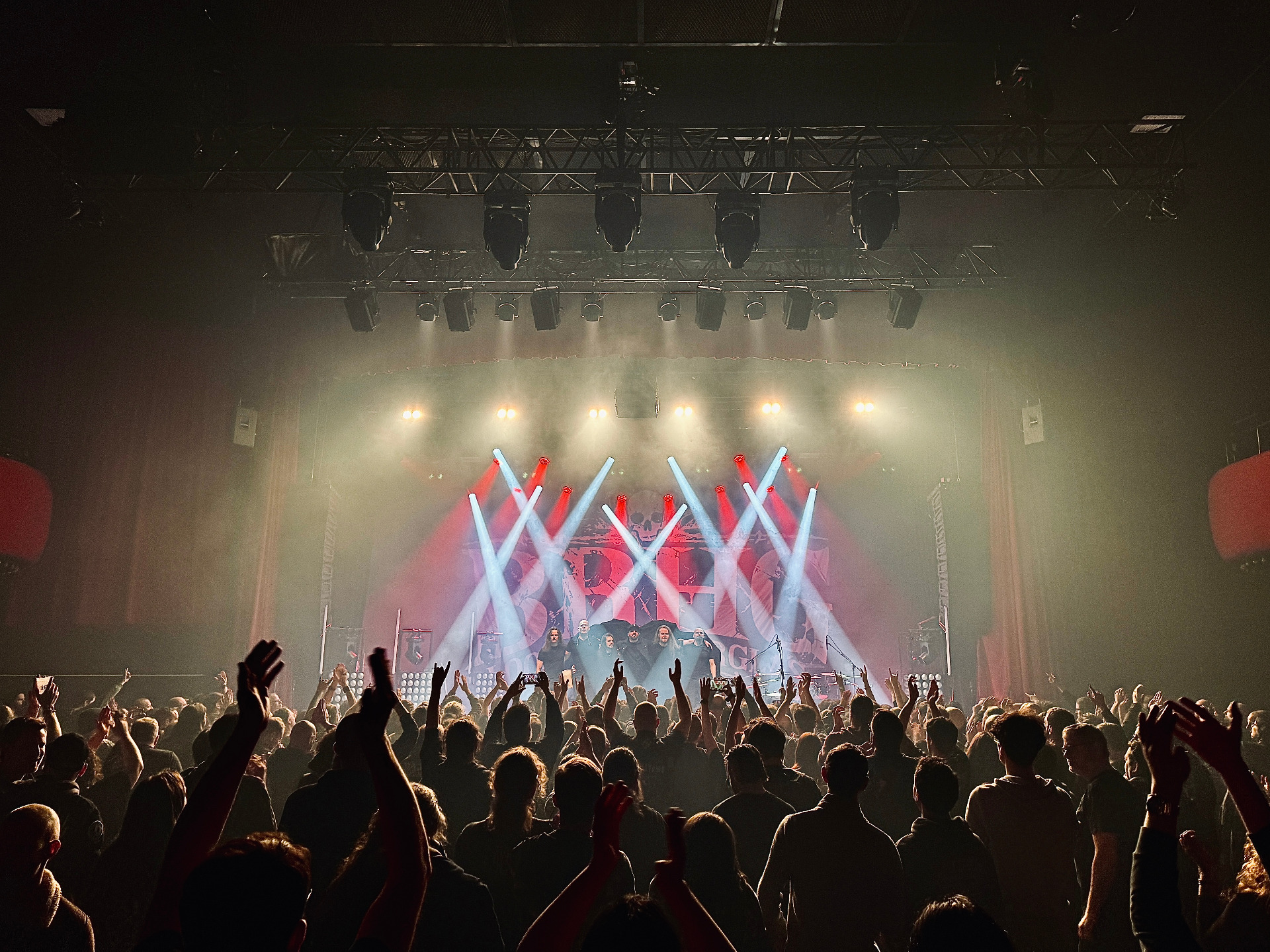 Bloodred Hourglass - Bataclan 2025